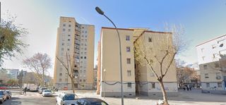 Pis  Cordova. Piso en badalona