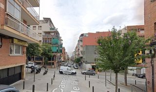 Pis  Calderon de la barca. Piso en badalona