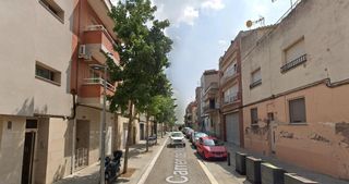 Flat  Nuria, de. Piso en terrassa