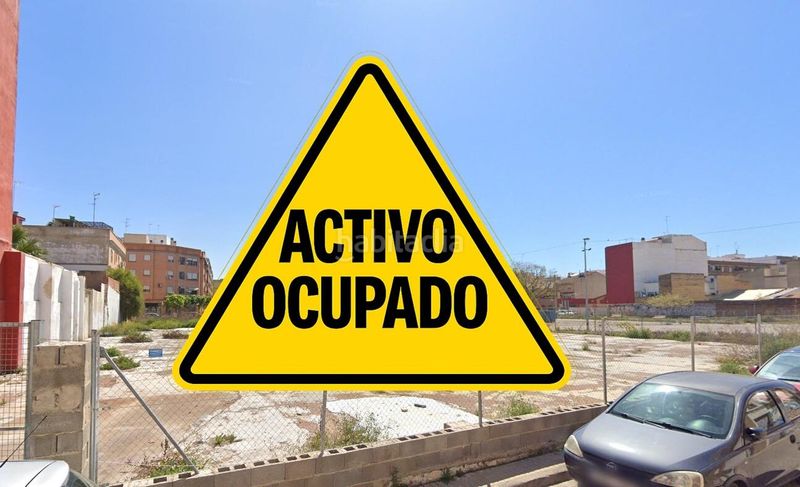 Foto f95882a4-4438-46c0-b610-83c94b180010. Aparcament cotxe a Tavernes Blanques