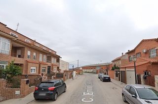 Maison à Pantoja. Venta en condiciones especialescesión  de crédito. activo sin po
