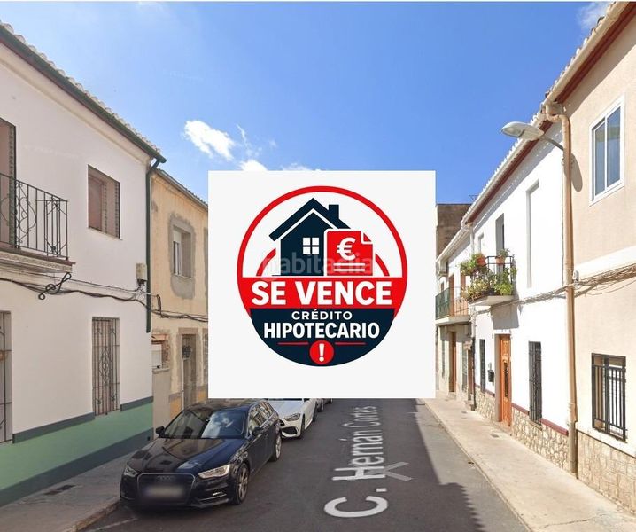 Foto f41d703c-97de-4082-b9cd-c6061b263238. Casa a Buñol