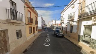 House  Garcia lorca. Casa en la puebla del rio