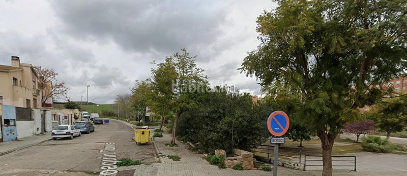 Foto a8d228ff-f799-4bd0-b26a-c0ab81f5af73. Casa amb aparcament a Balcón de Sevilla - Atalaya - La Uva - Extremeña Camas