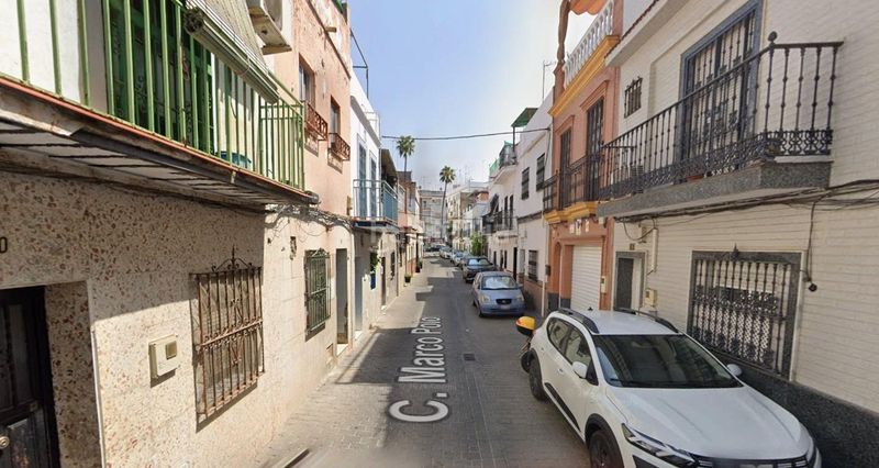 Foto fba9a070-30db-4a35-9443-c3b9035a5f40. Casa a La Plata Sevilla