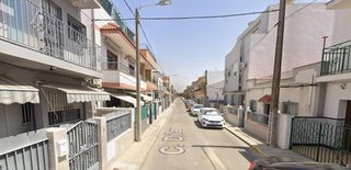 Casa  Dilar. Casa en sevilla