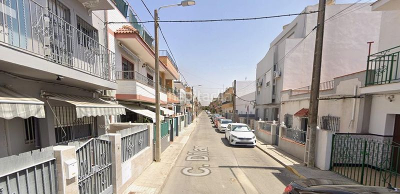 Foto e690dc04-dee1-4ab6-844e-9246b77c8a3b. Casa amb aparcament a Palmete Sevilla