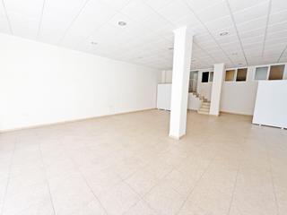 Local Comercial  Calle viñas las. Venta  de local comercia