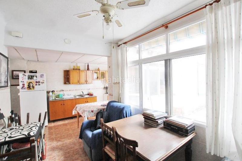 Foto 4c59eb98-7d12-4194-955c-813b3c292664. Maison avec parking dans Pueblo Guardamar del Segura