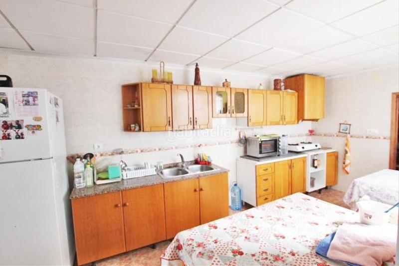 Foto dcf23791-fdde-475e-a610-c75fd58ccea0. Maison avec parking dans Pueblo Guardamar del Segura