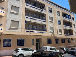 Apartament a Sanchis guarner 3. Apartamento céntrico en guardamar