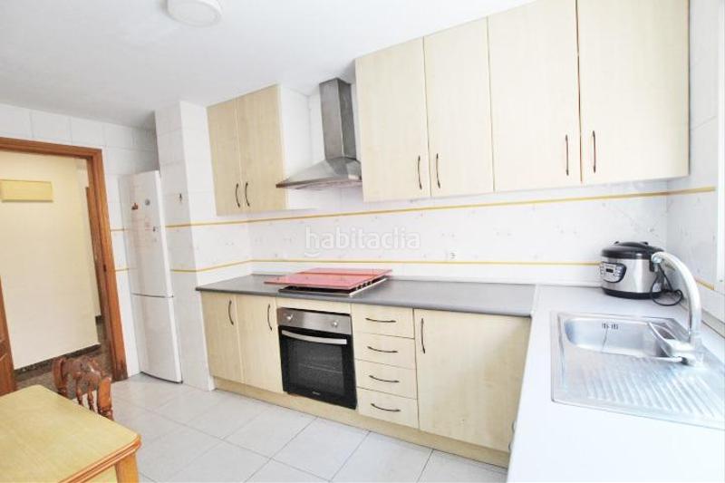 Foto c77e5b8f-705c-4803-a9f4-f609877e8def. Apartamento piso céntrico en el barrio de san blas, en Alicante