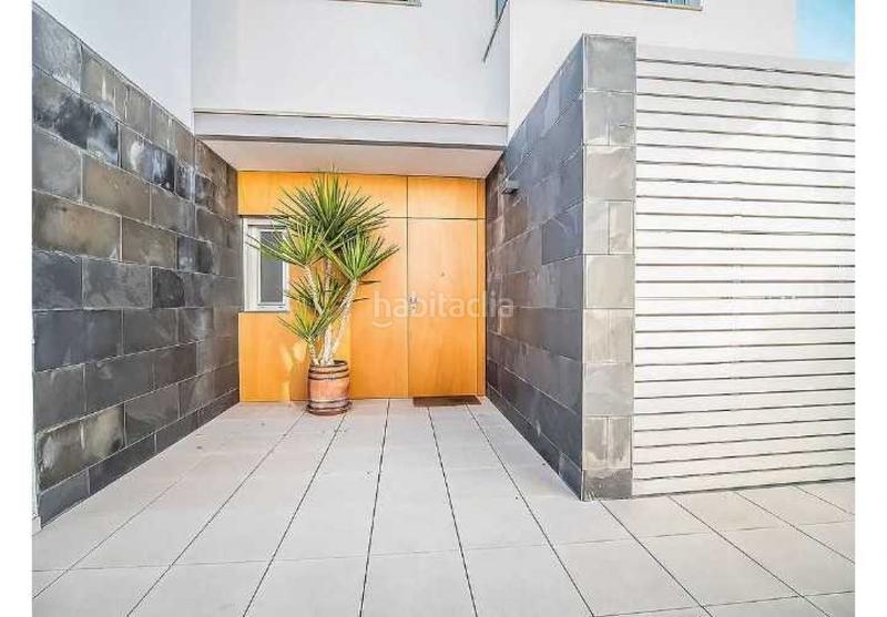 Foto 93ad5c6d-27ff-4c4e-8979-ae8036c6e720. Reihenhaus mit heizung parking pool in Guardamar Playa Guardamar del Segura