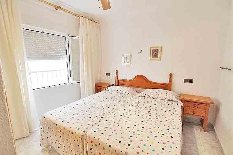 Foto 7885c41c-19f7-4a67-84b6-a2b03d03a4a9. Apartamento en calle ramon y cajal 3 en venta apartamento con amplia terraza a escasos metros de la playa centro en Guardamar del Segura