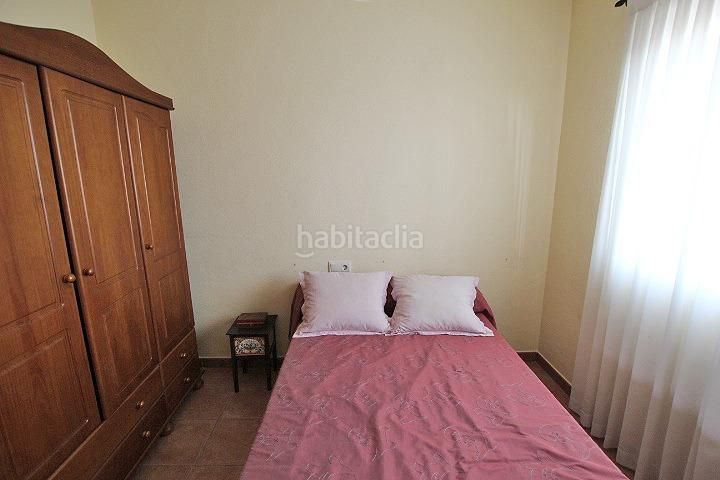 Foto d782852f-939a-42e5-9ad3-a8c1e2debde1. Casale con parcheggio piscina in Daya Nueva