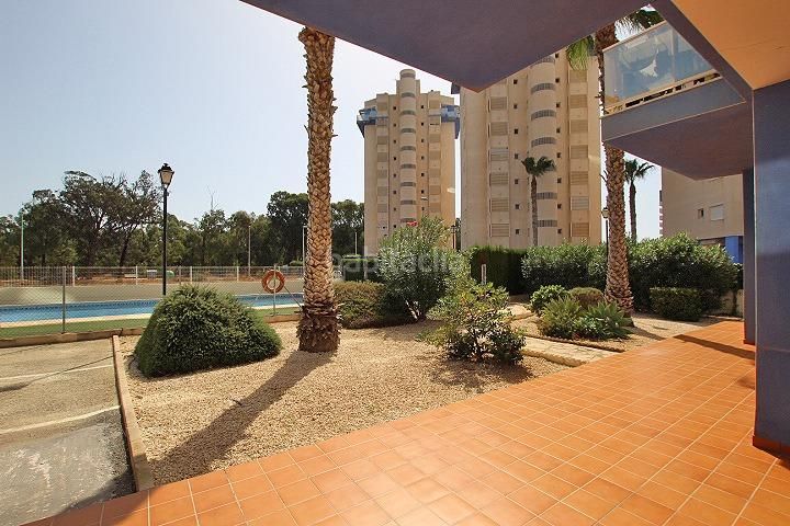Foto 0f82ee86-0d79-496e-80a2-addd0ff60043. Apartment with parking pool in Puerto Deportivo Guardamar del Segura