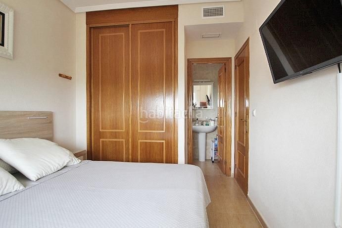 Foto c0a77036-1aeb-43cf-9b2d-568efd4565be. Apartment with parking pool in Puerto Deportivo Guardamar del Segura