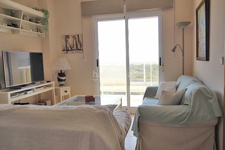 Foto e36bd14b-04b6-47df-89ec-5d0efd911350. Apartment with parking pool in Puerto Deportivo Guardamar del Segura