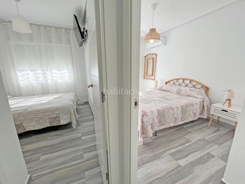 Foto 9aefcaee-1447-4c9e-8535-4d7b639848e8. Casa amb calefacció aparcament a Playa Tamarit-Playa Lissa Santa Pola