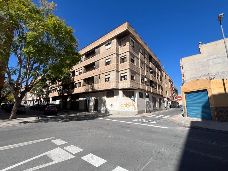 Foto b63d28e8-3cc7-443a-84c1-1b04bcc83c8b. Locale commerciale in Novelda