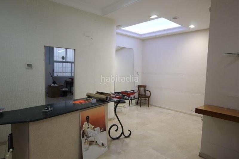 Foto 1e94f419-bba2-4d30-8296-9f3190a5b8b3. Location local commercial dans calle mayor 7 dans Pueblo Guardamar del Segura