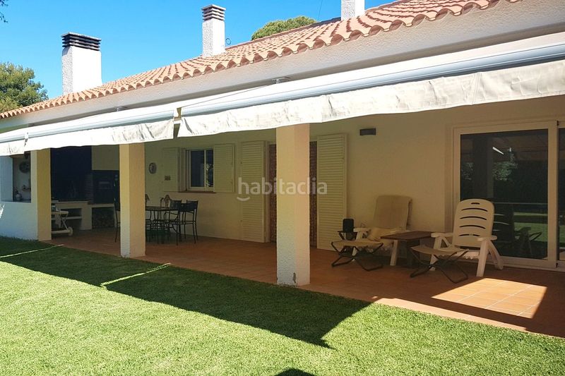 Foto 3361cf0f-c950-44e1-bd43-be0dfccaf696. Xalet a passatge bergantí 27 a Calafat Ametlla de Mar (L´)