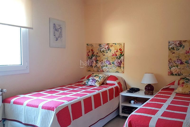 Foto c6a70f78-9aac-4c72-98d1-d8a5cb52ce5d. Xalet a passatge bergantí 27 a Calafat Ametlla de Mar (L´)
