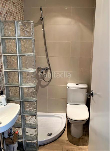 Foto a90ca4ea-312c-484e-83a9-13896abc404d. Casa adosada casa con garaje, casi nueva, en Camarles