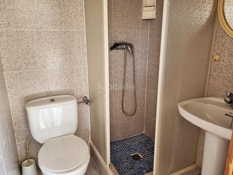 Foto 8c2c283a-2f8d-4db8-98d8-b7c31eeb2784. Chalet villa, chalet más dos apartamentos, gran piscina y jardín, tres cales , ametlla de mar en Ametlla de Mar (L´)