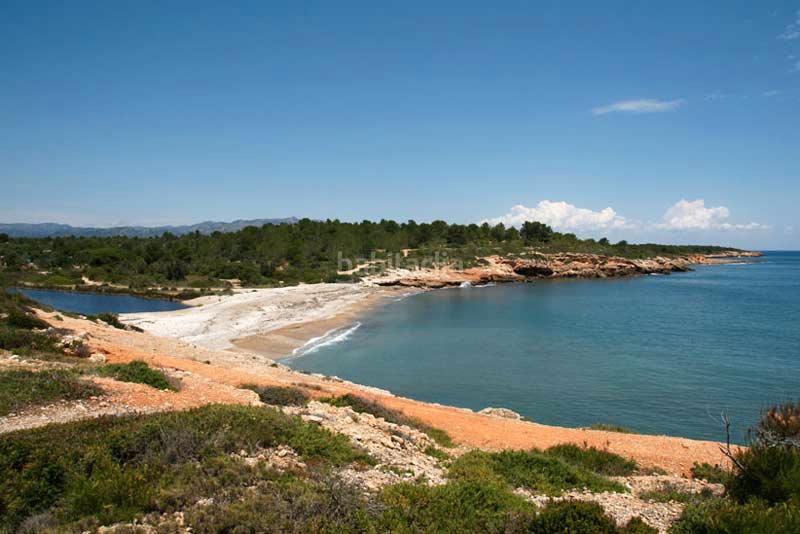 Foto 97a06657-2866-4ba1-aec6-8a58a2a7193d. Chalet villa, chalet más dos apartamentos, gran piscina y jardín, tres cales , ametlla de mar en Ametlla de Mar (L´)