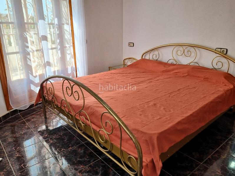 Foto ab21da1d-693d-439f-ba3f-c5e34535c28d. Chalet villa, chalet más dos apartamentos, gran piscina y jardín, tres cales , ametlla de mar en Ametlla de Mar (L´)