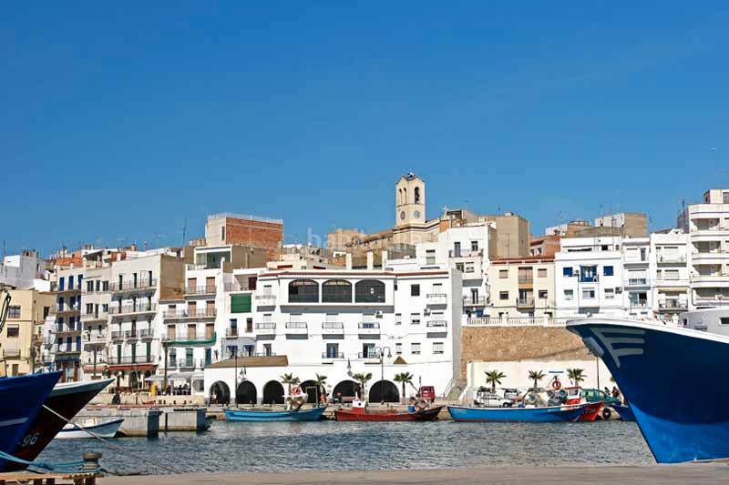 Foto af1a3b52-8972-451a-a55b-1df6985c8f4d. Chalet villa, chalet más dos apartamentos, gran piscina y jardín, tres cales , ametlla de mar en Ametlla de Mar (L´)