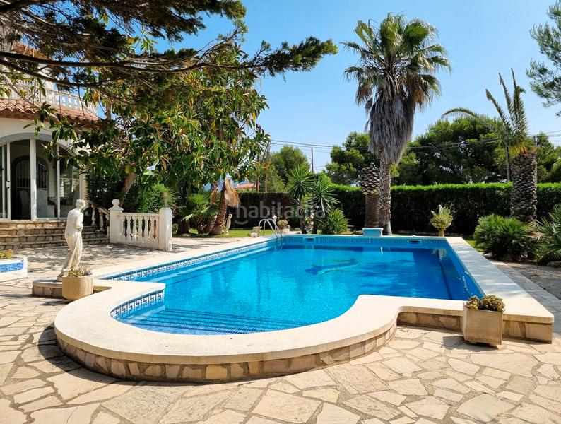 Foto e6a743c1-d43c-4128-ab99-45df266d9eac. Chalet villa, chalet más dos apartamentos, gran piscina y jardín, tres cales , ametlla de mar en Ametlla de Mar (L´)