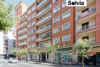Local commercial à Urkixo zumarkalea 25. Excelente local comercial de 518 m2 en calle elcano 25 -bilbao