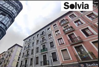 Pis  San frantzisko kalea. Piso con ascensor en subasta para reformar