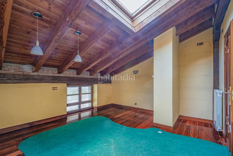 Foto 531a447c-b719-4a27-8220-9b6b28c06edc. Dúplex amb xemeneia calefacció a Aretxabaleta