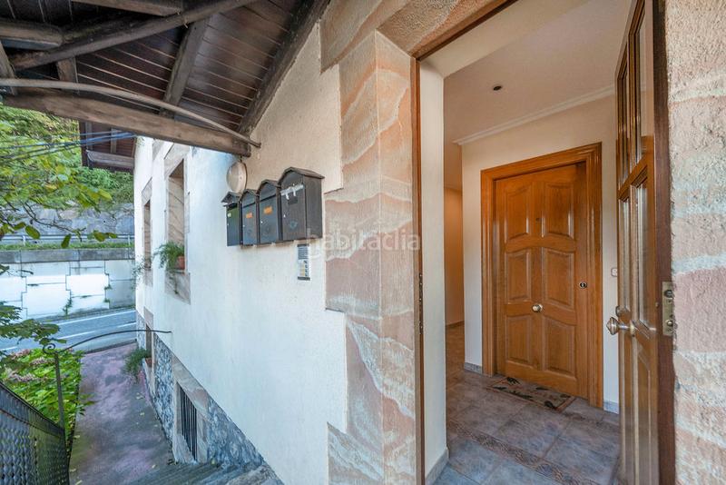 Foto 8c7ce2ff-b5b5-4068-8fac-2386ad65339d. Dúplex amb xemeneia calefacció a Aretxabaleta