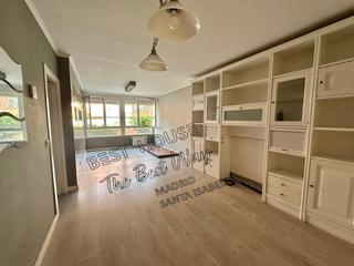 Appartement  Calle ramon perez de ayala. Piso en nueva numancia
