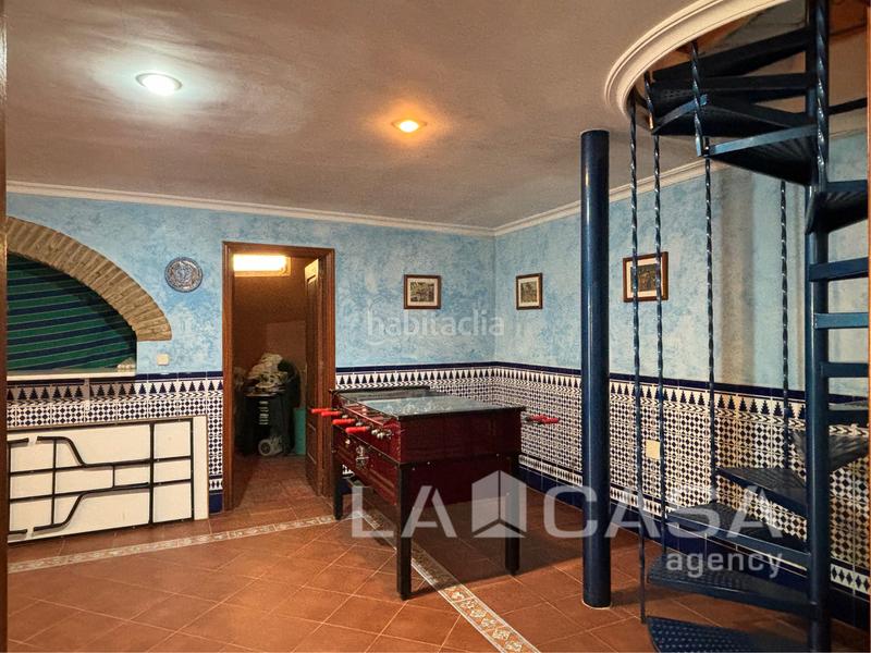 Foto 7f5efd34-4bf9-4cac-a343-8af9a0b8d77e. Chalet mit parking in cerros de Montequinto Montequinto