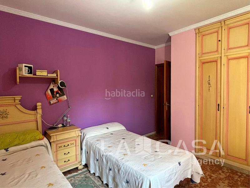 Foto 9926f61d-6fd7-4772-8dfe-844e6f53a364. Chalet mit parking in cerros de Montequinto Montequinto