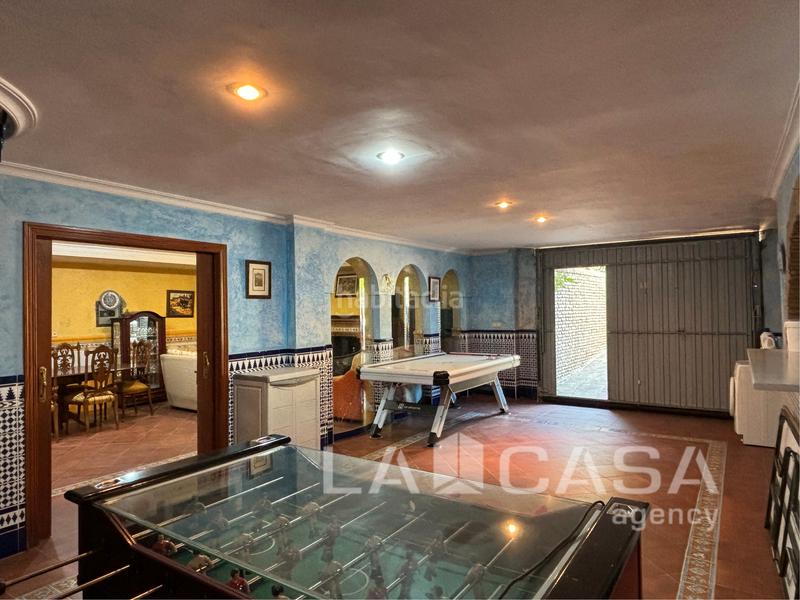 Foto b1cc3f85-eea1-4f3d-8e74-c99e7b417d44. Chalet en cerros de Montequinto Montequinto