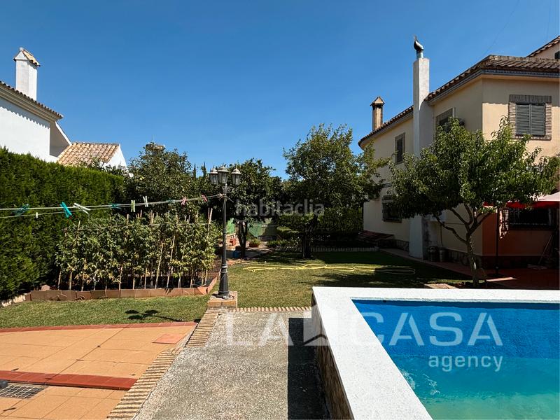 Foto cc0e8a23-d08c-4c01-821f-f10b520906ac. Chalet en cerros de Montequinto Montequinto