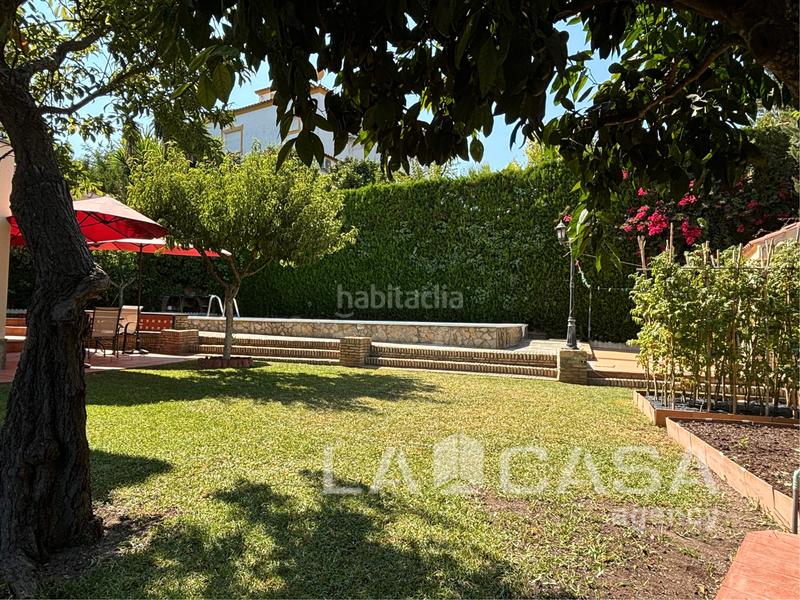 Foto fae8aca3-a6fb-48e5-b8e3-46cd0a39b56d. Chalet en cerros de Montequinto Montequinto