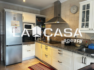 Casa adossada a Avenida de Europa