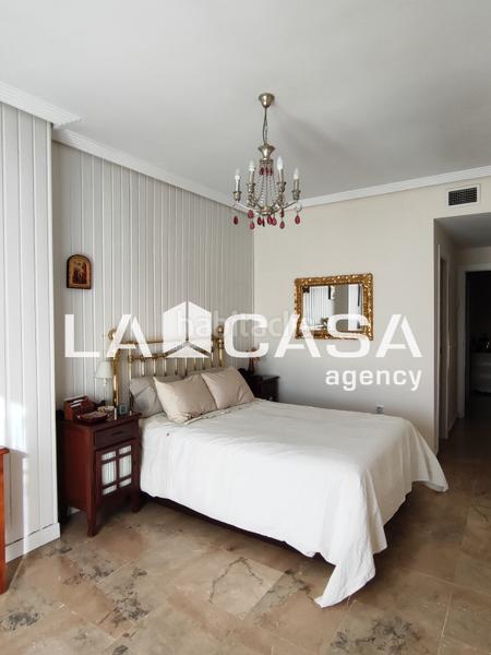 Foto e4e28a74-2026-46a7-9ff4-e379a431ea13. Casa pareada en Condequinto Montequinto