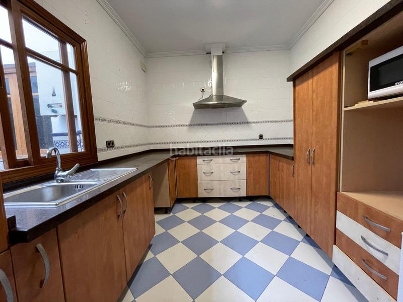 Foto d0adeb0c-c0b2-4203-b5f8-e3219c34185f. Casa con parcheggio in Centro - Doña Mercedes Dos Hermanas