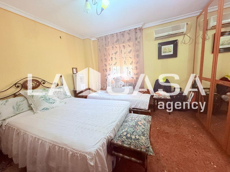 Foto b1461cb8-1543-43d1-a240-9a127cfcafa5. Etagenwohnung mit parking pool in Centro Montequinto