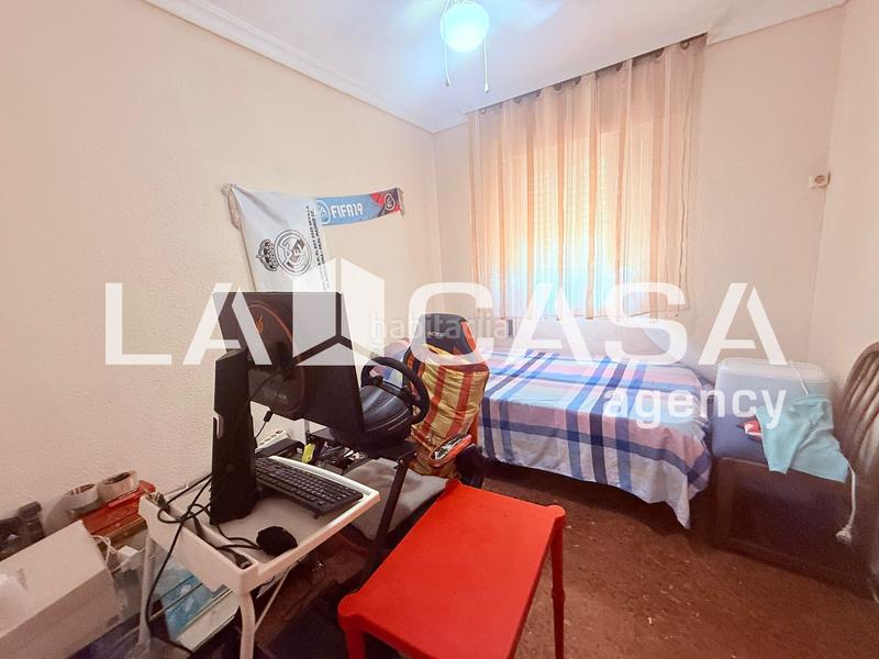 Foto f20b4bd8-5fe2-4614-abaf-fb84e69e730e. Piso en Centro Montequinto