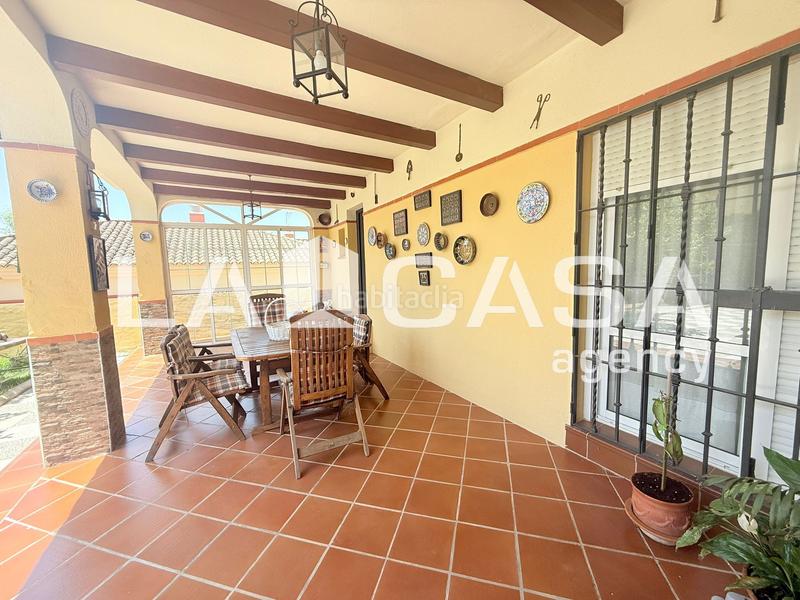 Foto 037f4c93-4b16-4860-a958-69260344d7a1. Chalet avec parking dans Olivar de Quintos Montequinto