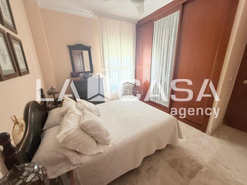 Foto 4f3ae1c1-2327-4cb3-aefd-d0ec24c67b20. Chalet con parcheggio in Olivar de Quintos Montequinto